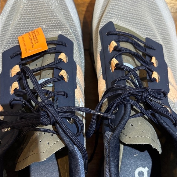 UNAVAILABLE——-Men's Gray and Black On Cloud Athletic Shoes - Picture 7 of 7